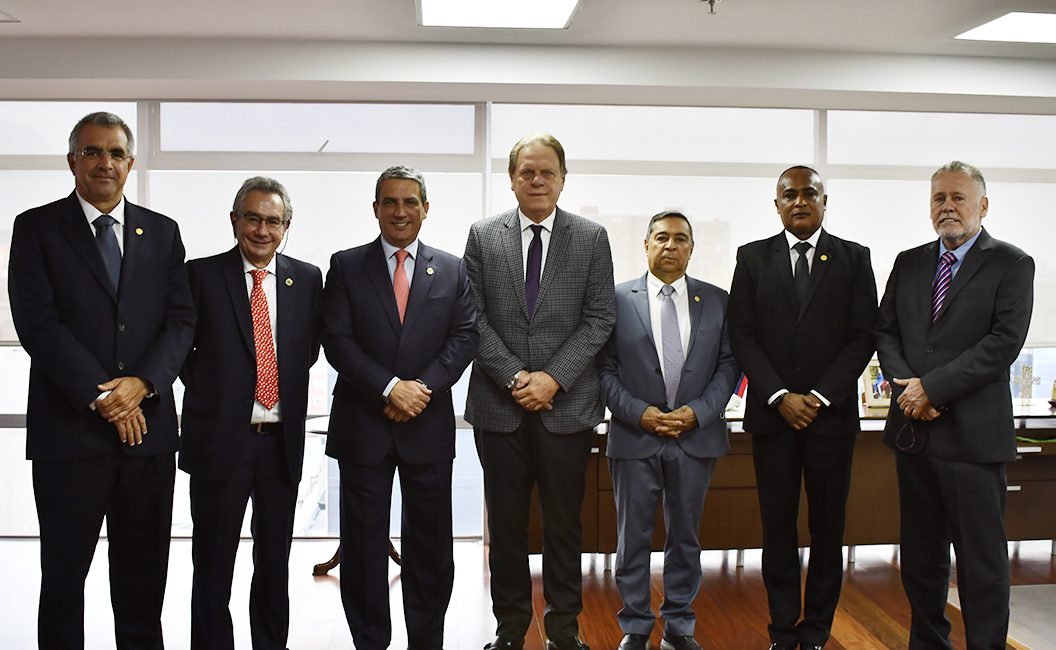 POSESIÓN DEL COMITÉ EJECUTIVO DE LA FCF PARA EL PERIODO 2022-2026
